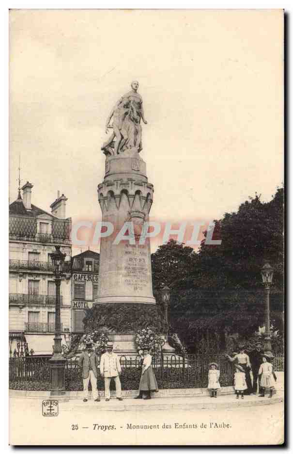 TRoyes CPA Monument des enfants de l'aube