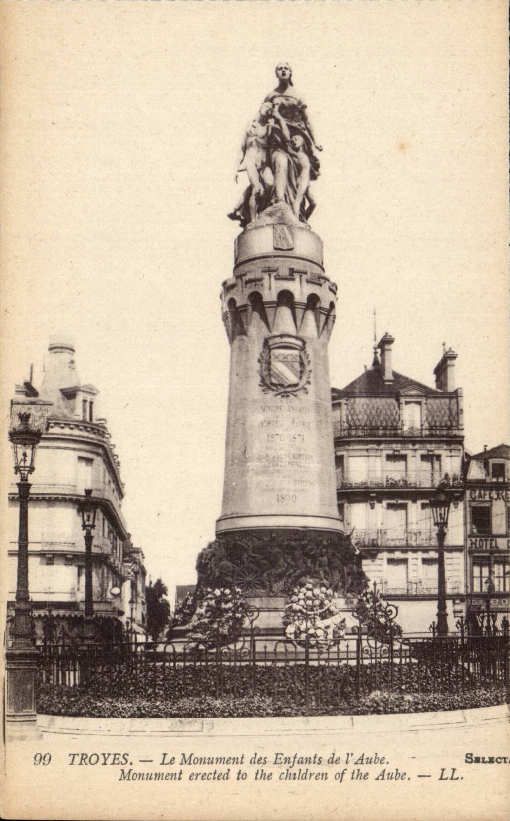 Troyes — Monument des Enfants de l'Aube — Select