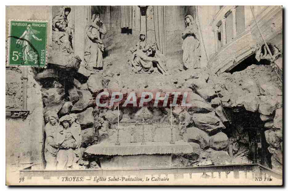 TRoyes CPA Interieur de l'eglise Saint Pantaleon Le calvaire