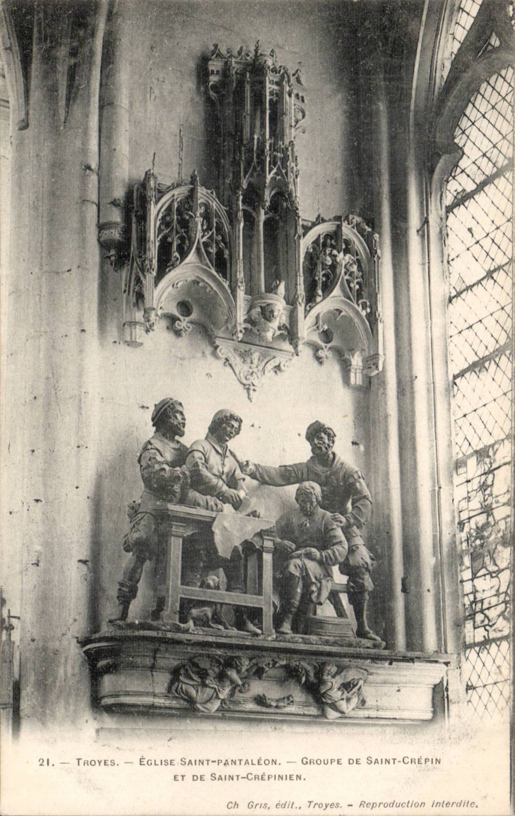 TRoyes CPA Interieur de l'eglise Saint Pantaleon Groupe de Saint Crepin et saint Crepinien