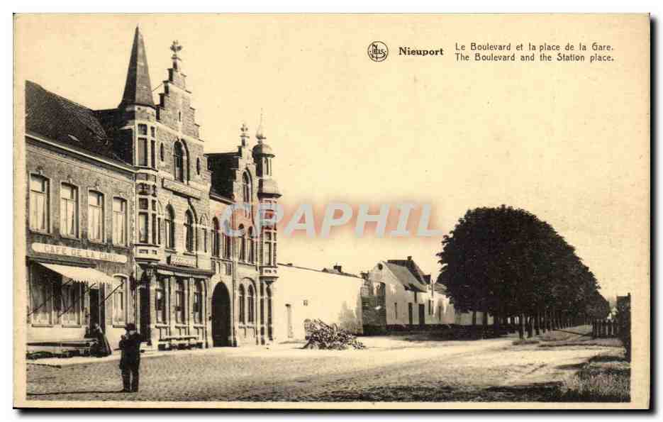 Belgique Belgie CPA le boulevard et la place de la gare