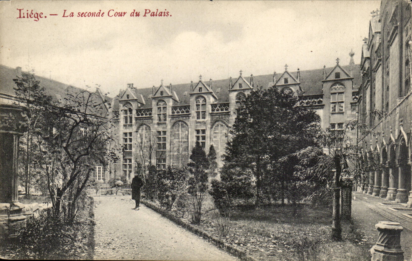 Belgie Belgique CPA Liege La seconde court du palais