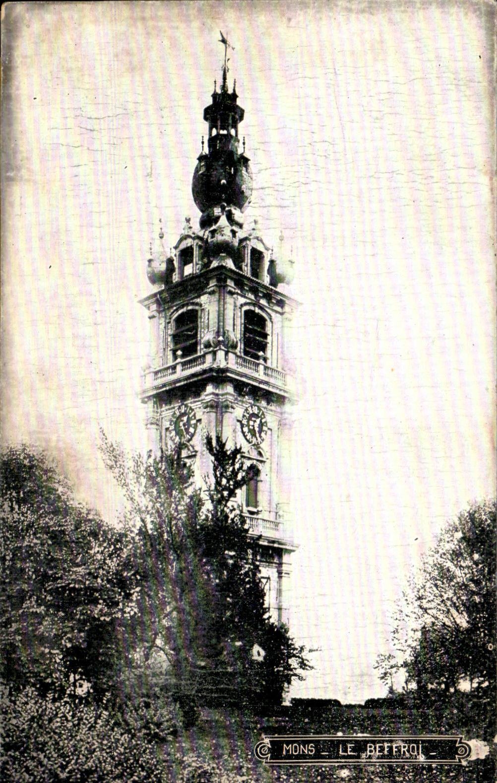 Mons - Le Beffroi — vue du beffroi avec inscription en bas
