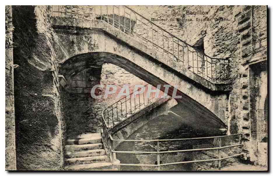 Intérieur du Château, Escalier à l'ombre — Beuillon