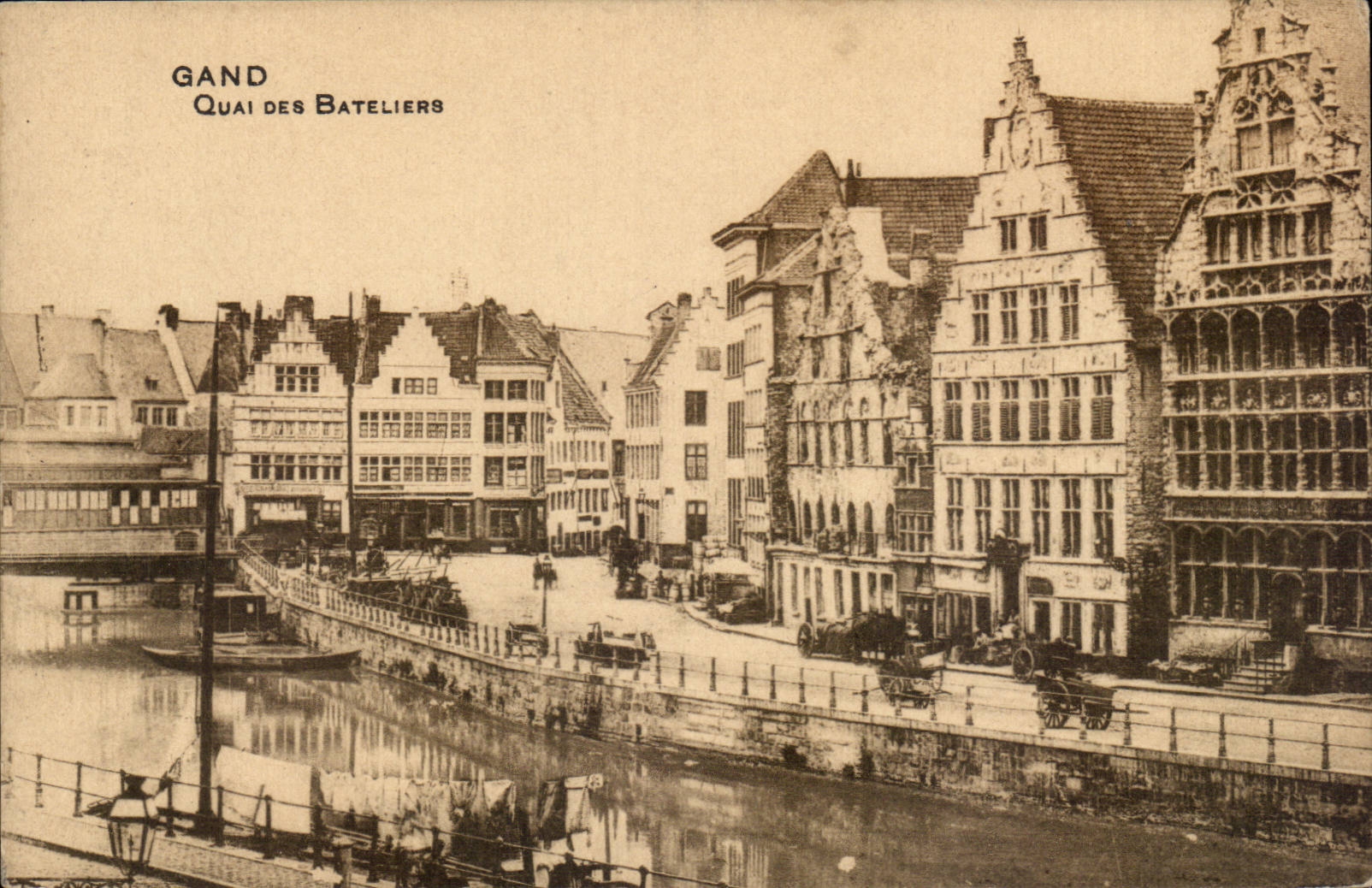 CPA Belgique Gand Quai des Bateliers (publicite Maion bleue rue Ghislain)