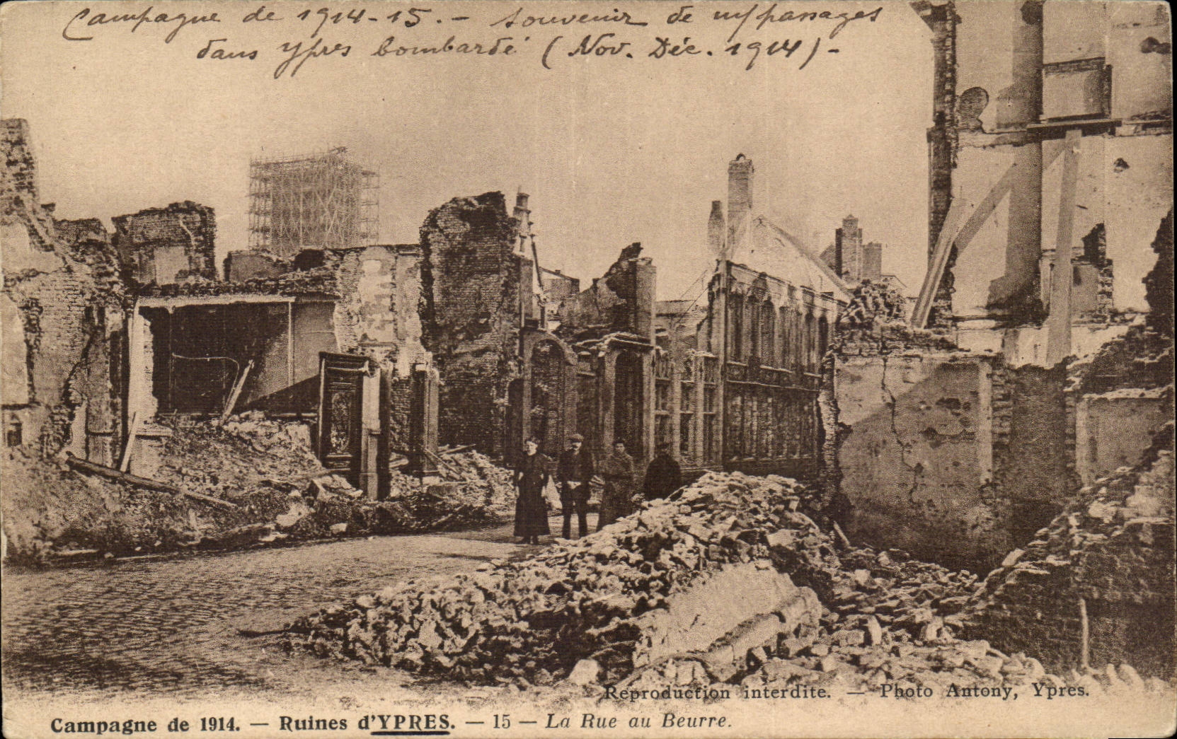 Ruines d'Ypres — La Rue au Beurre — Photo Antony, Ypres. — 15