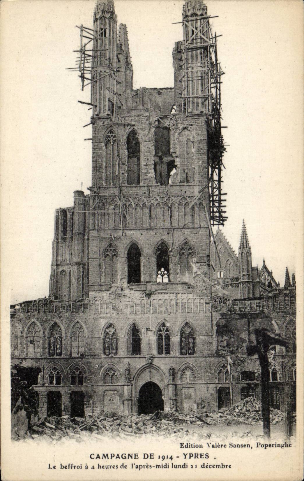 CPA Belgique Ypres Le beffroi a 4 heures l'apres midi lundi 31 decembre