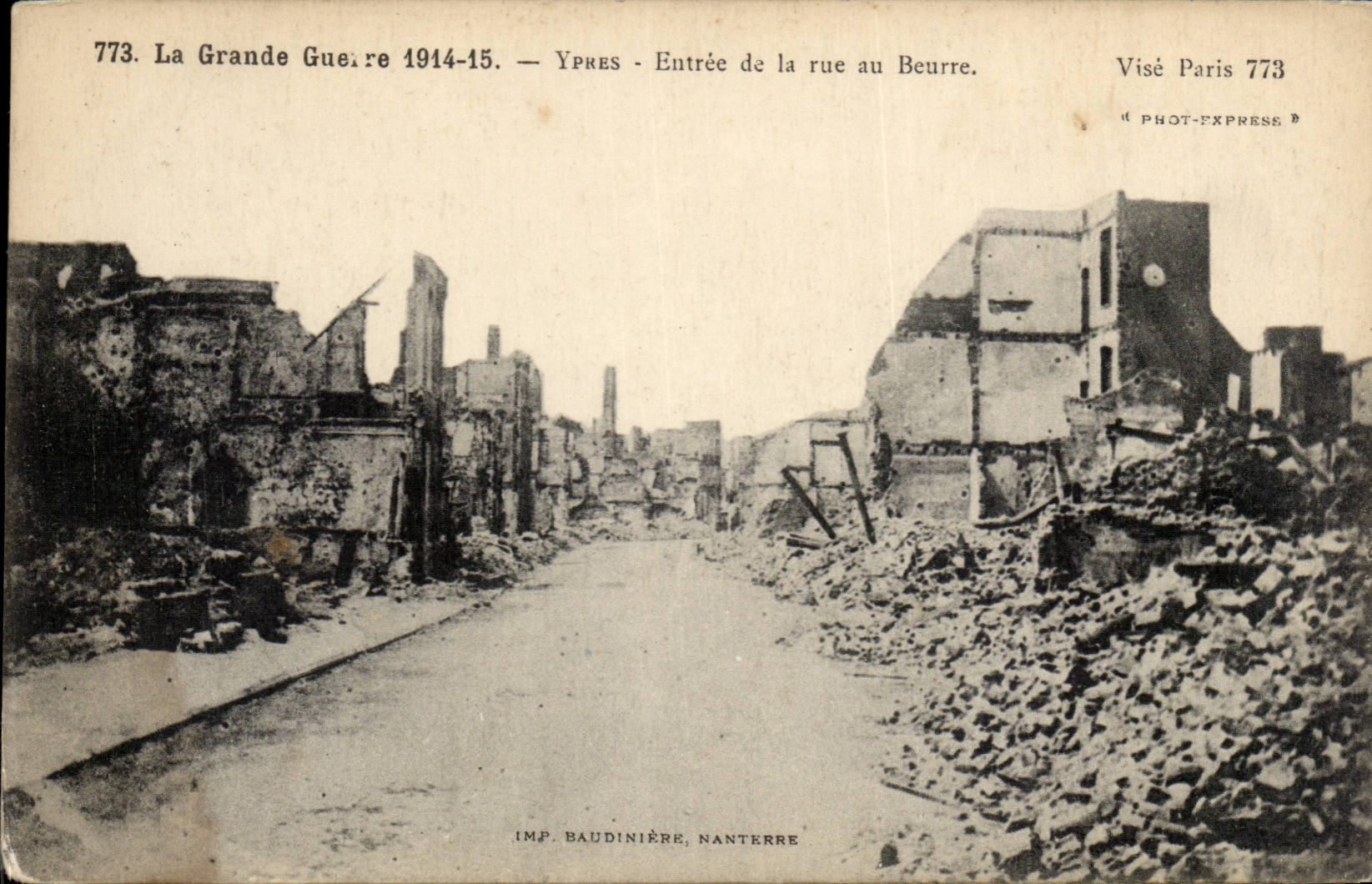 CPA Belgique Ypres Entree de la rue au beurre