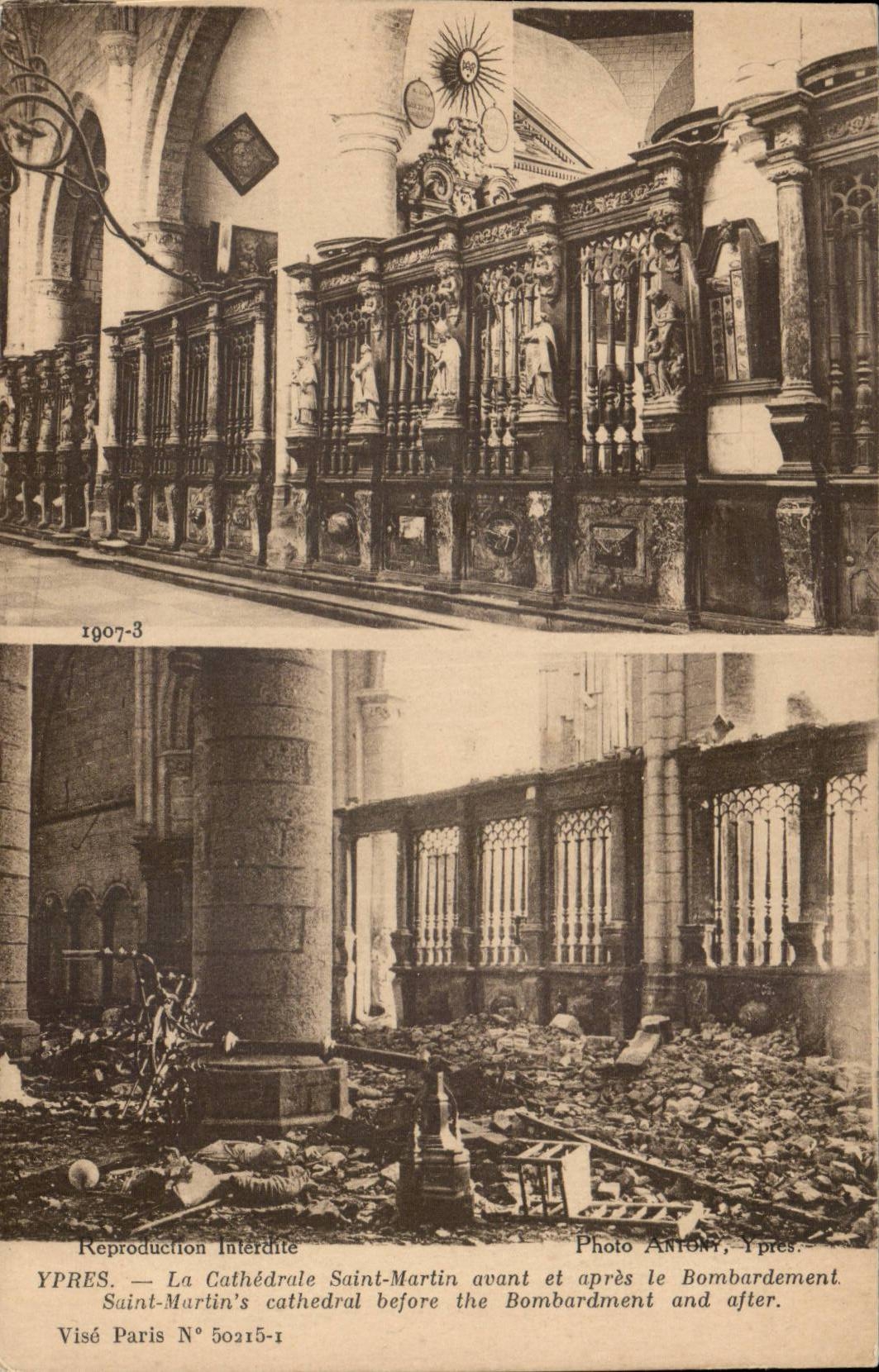 CPA Belgique Ypres La cathedrale Saint Martin avant et apres le bombardement 