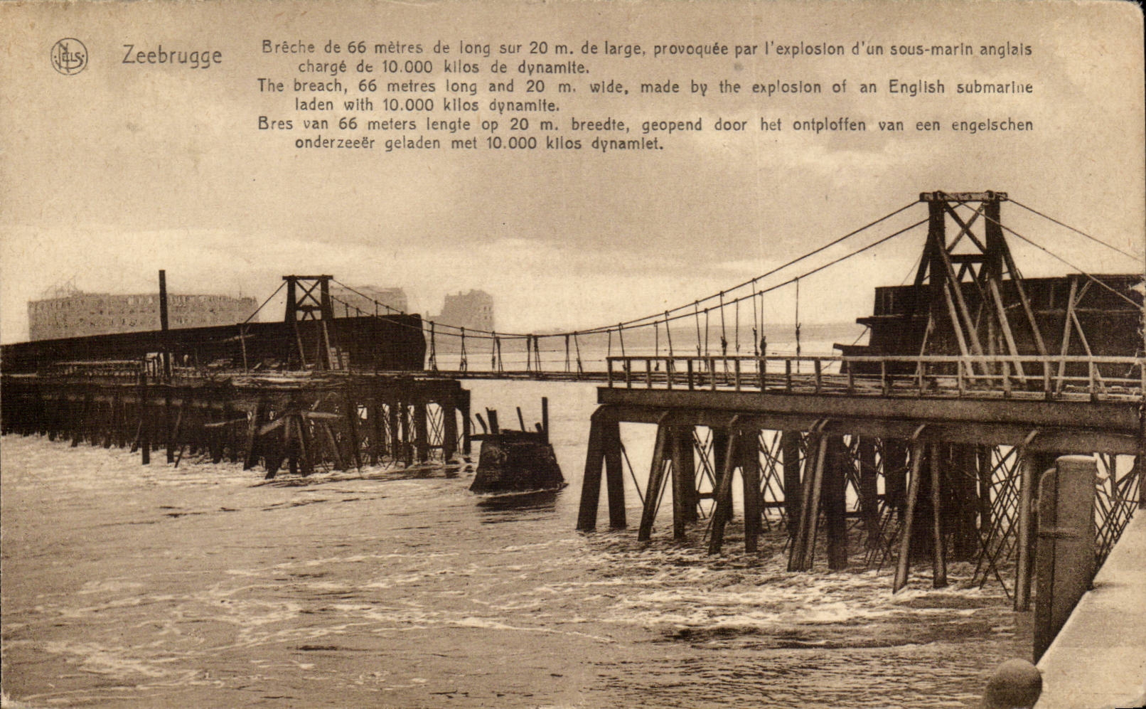 Brèche du port de Zeebrugge — explosion d'un sous-marin anglais — éditeur J. Revyn, Zeebrugge-Môle