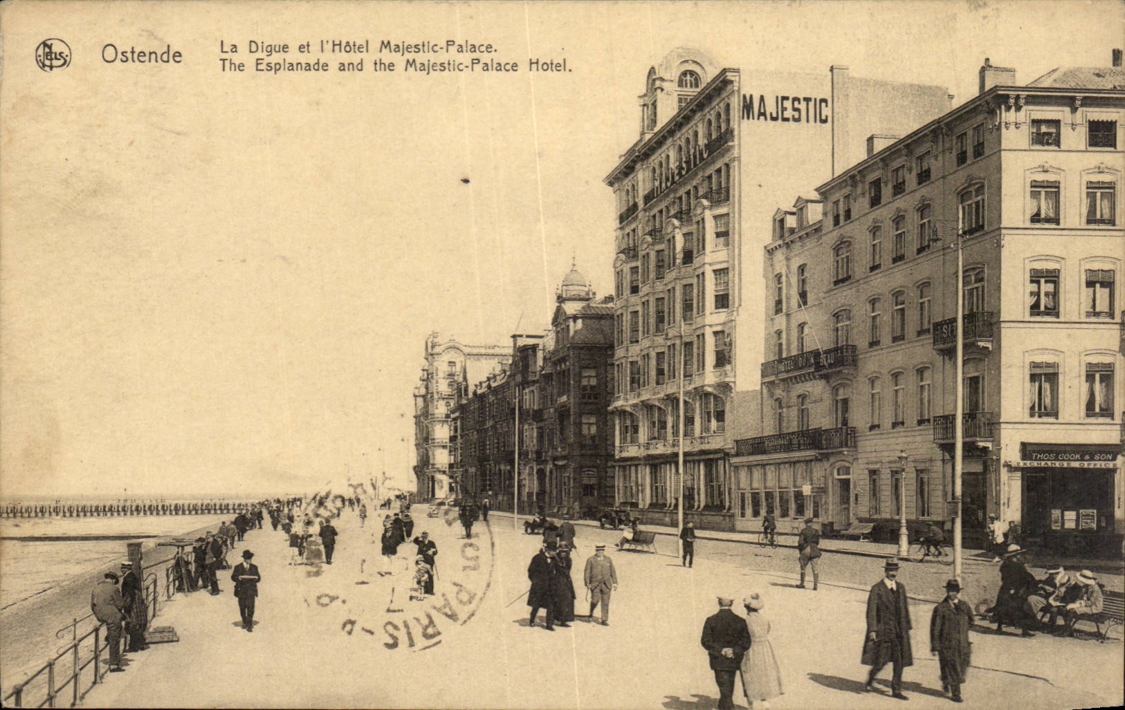 CPA Belgique Ostende La digue et l'hotel majestic Palace Hotel