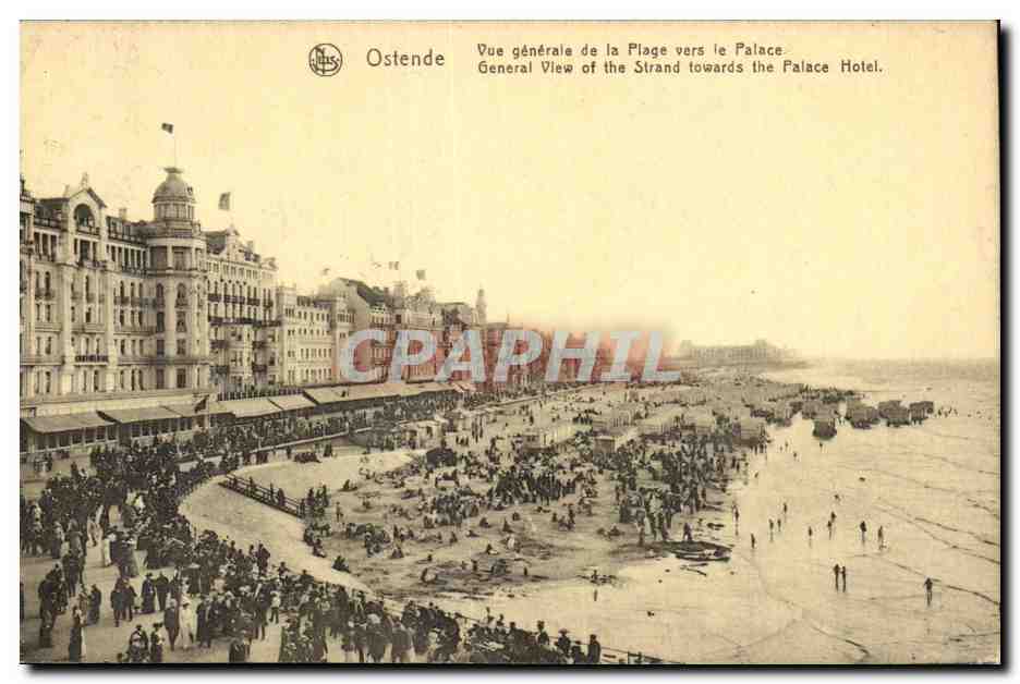 CPA Belgique Ostende Vue generale de la plage vers le Palace