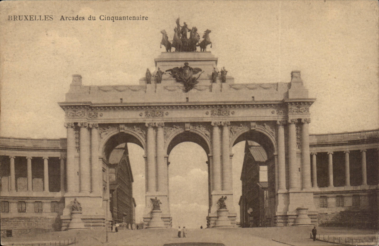 CPA Belgique Bruxelles Arcades du cinquantenaire