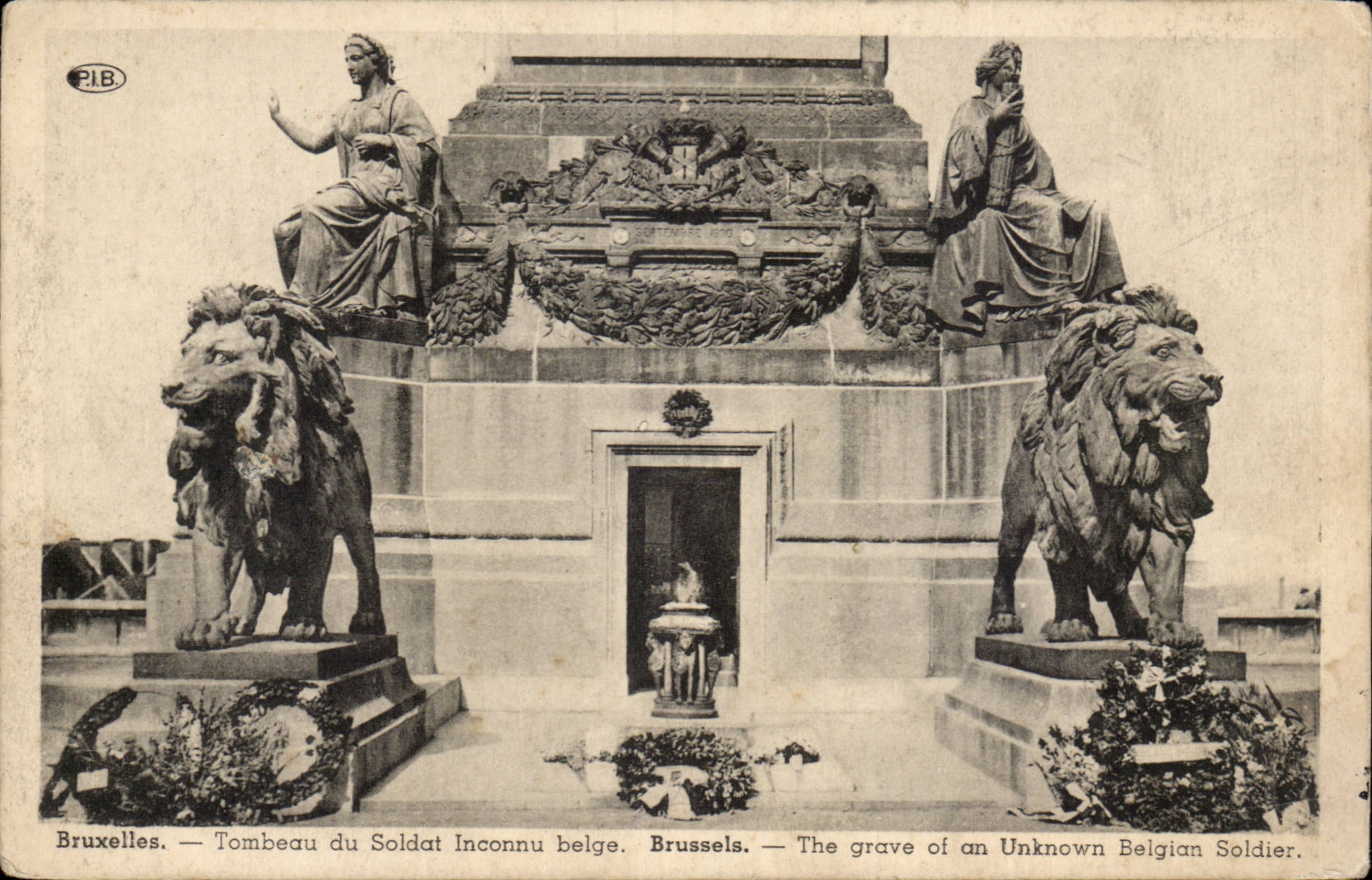 CPA Belgique Bruxelles Tombeau du soldat inconnu belge Lion