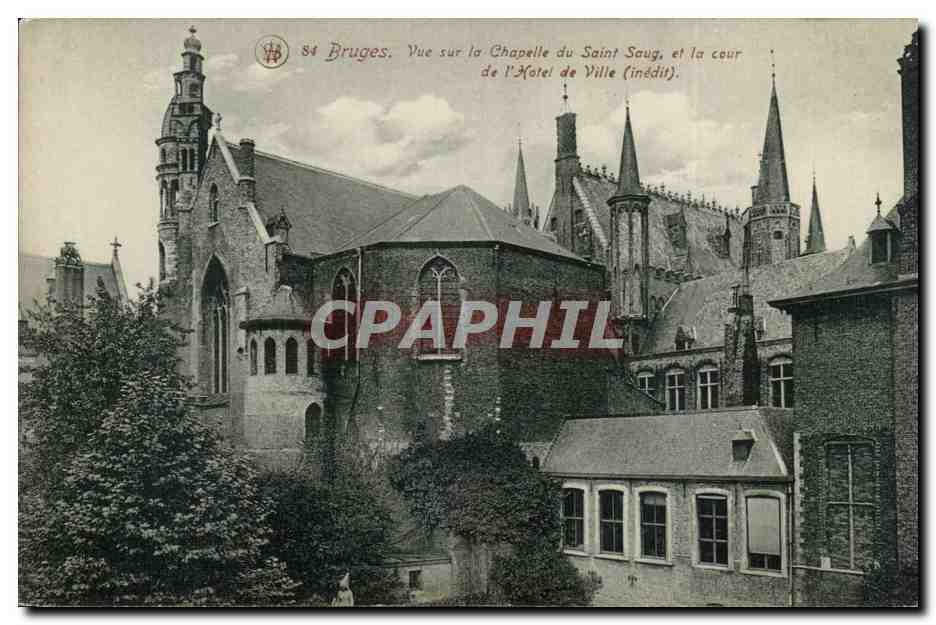 CPA Belgique Bruges Vue sur la chapelle du Saint Sang et la cour de l'hotel de ville