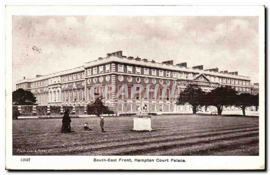 Grande Bretagne Great Britain CPA London South East front Hampton court palace
