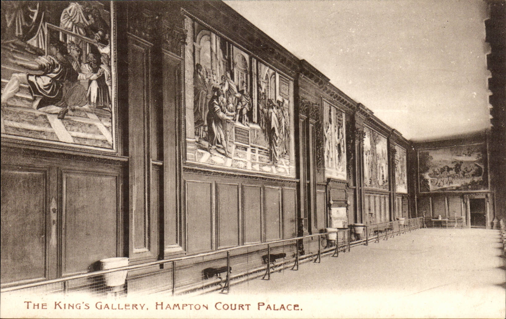 Grande Bretagne Great Britain CPA London Hampton court palace The king's gallery