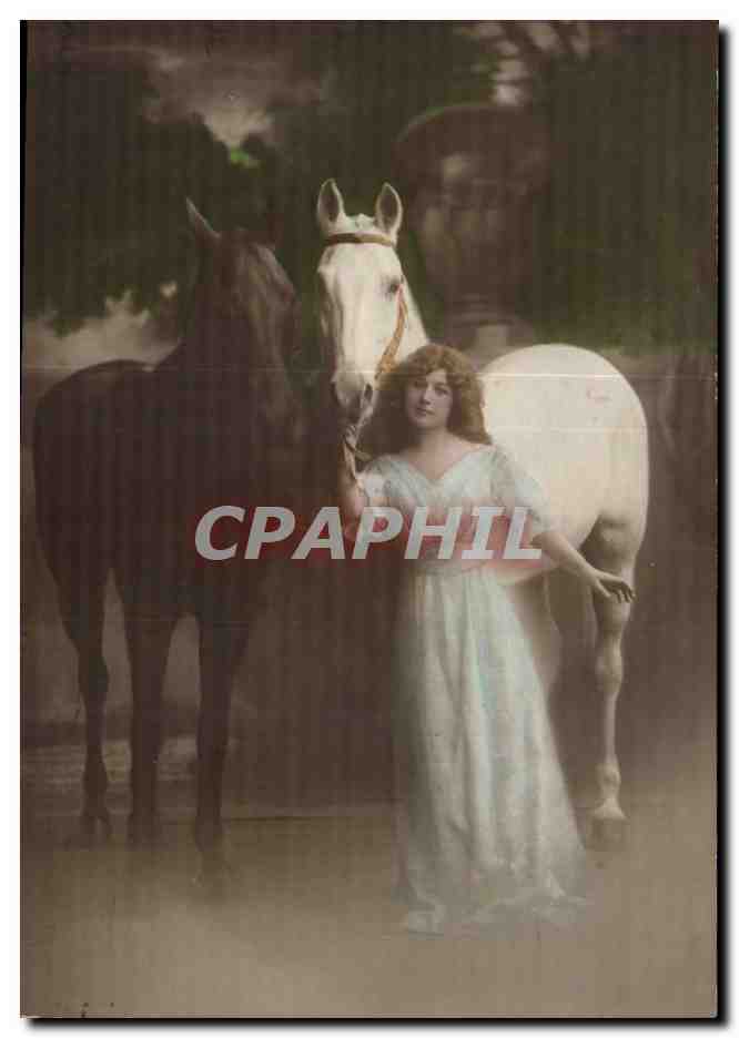 Femme avec deux chevaux — studio — éditeur inconnu