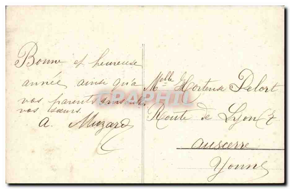 Femme en robe violette tenant un bouquet — scène hivernale — éditeur Paris 388 — Verso