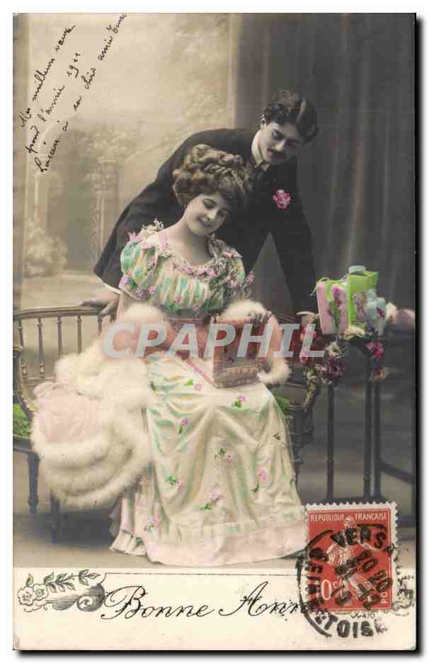 Fantaisie - Couple - Jolie Robe - Woman with silk fur lined dress - Hortense Delort - CPA 