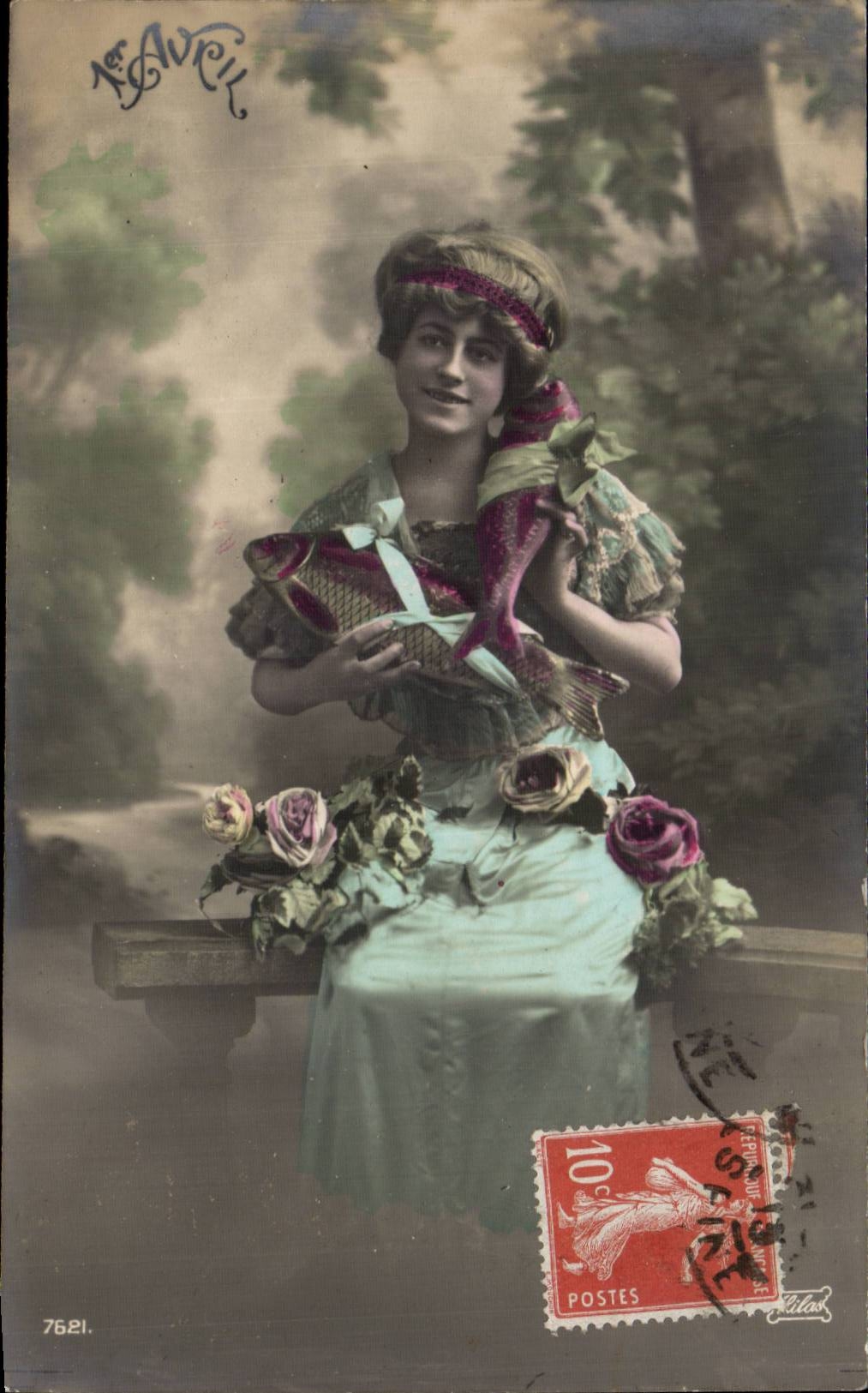 Fantaisie - Femme avec poisson - 1 er Avril - la peche - CPA 