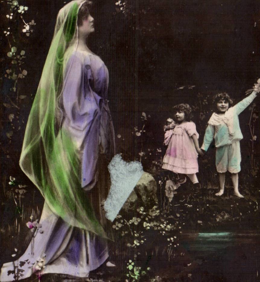 Femme en robe violette et voile vert — deux enfants — éditeur Neue Photographische Gesellschaft A.-G., Stolzitz
