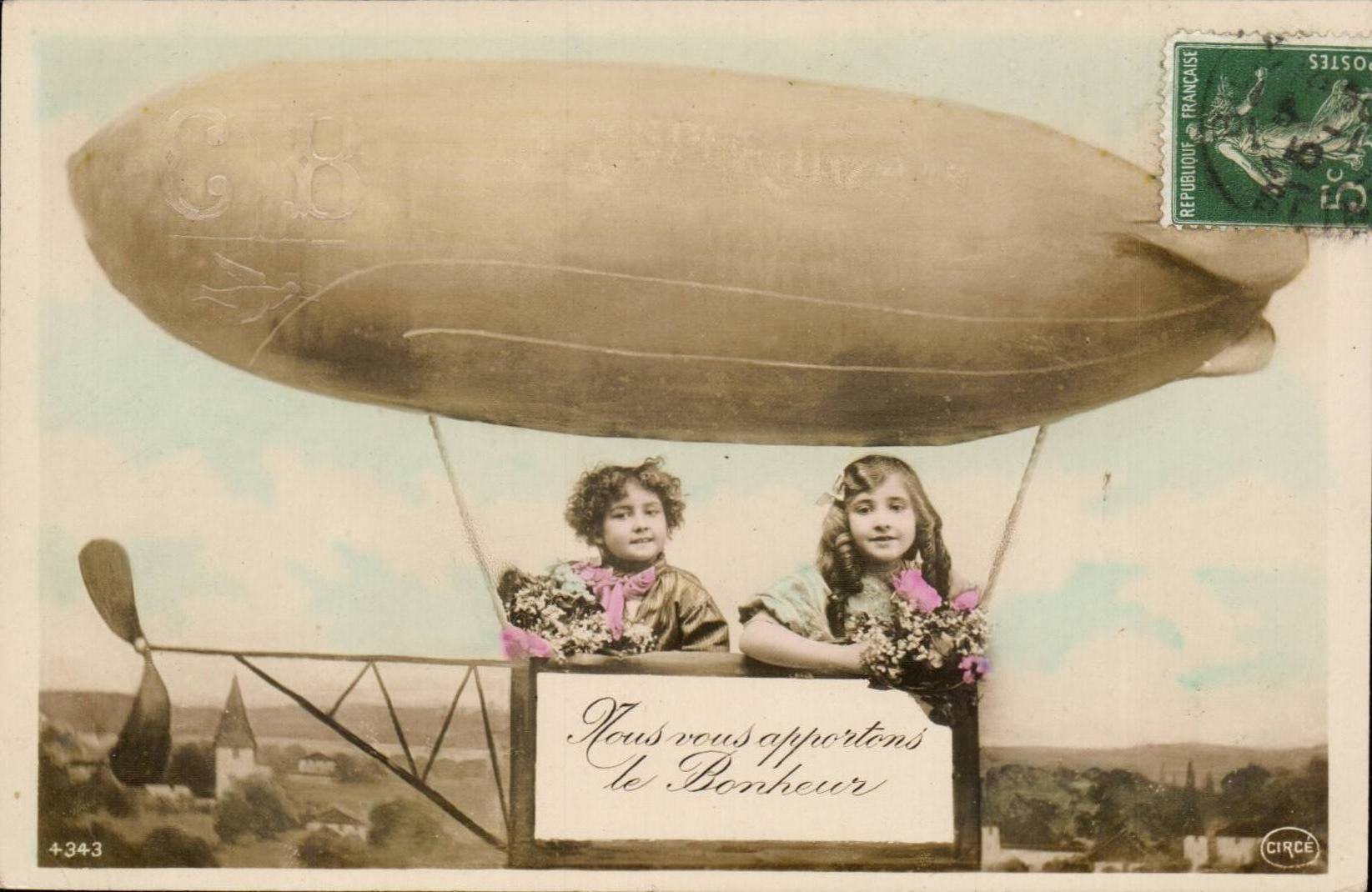 Fantaisie - Enfant - Zeppelin - Nous vous apportons le bonheur - CPA 