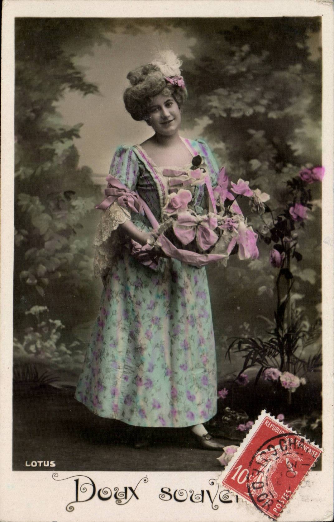 Fantaisie - Femme - Doux Souvenir - CPA 