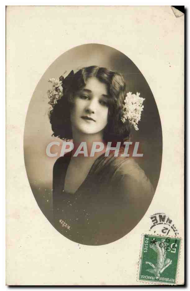 Fantaisie - Femme - Beautifu woman with flowers in her hair - CPA 