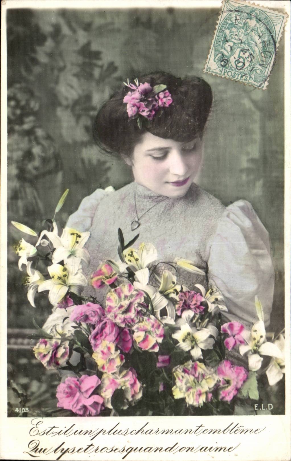 Junge Frau mit Blumenstrauß — E.L.D. n°4103