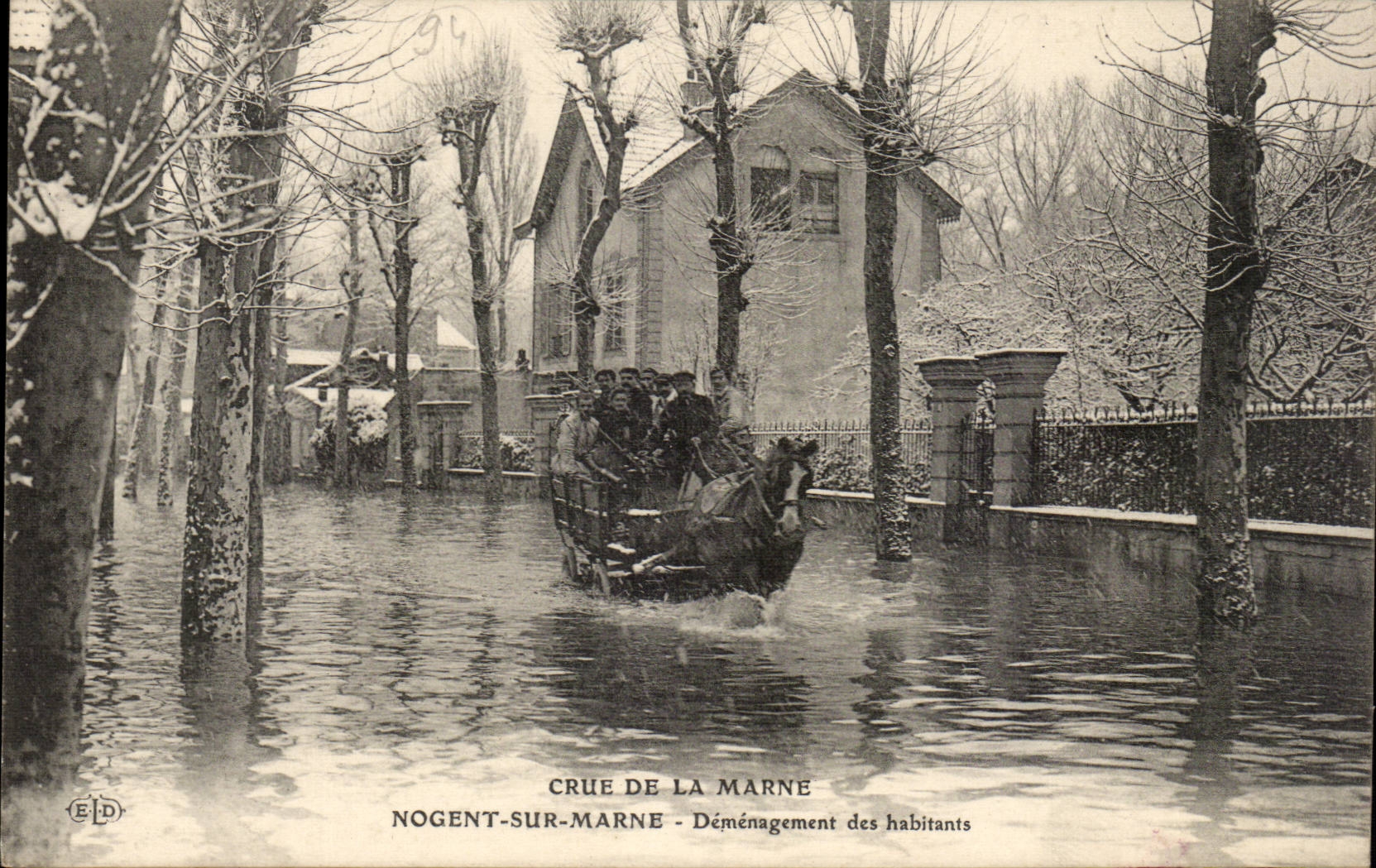 Nogent sur Marne CPA Crue de la Seine Demenagement des habitants 1910