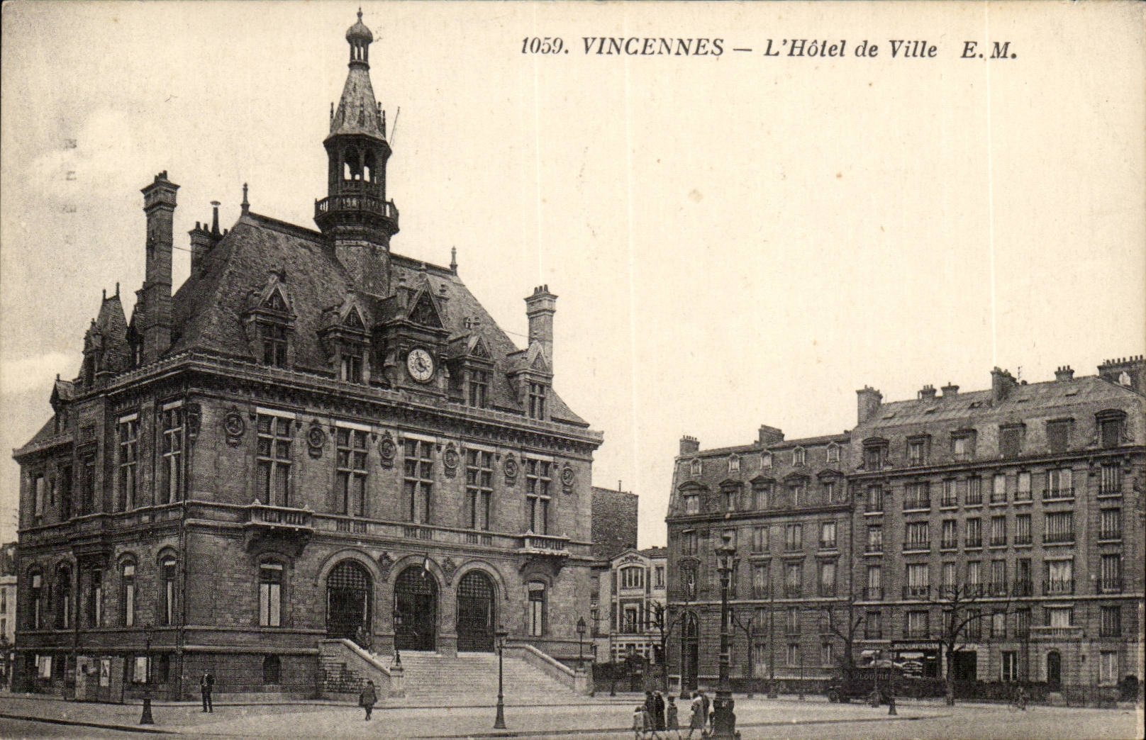 Vincennes CPA l'hotel de ville