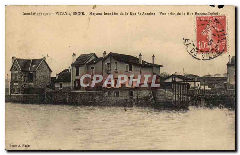 Inondations 1910 Vitru sur Seine CPA Maisons inondees de la rue St Antoine Vue prise de la rue Eugene Dubois