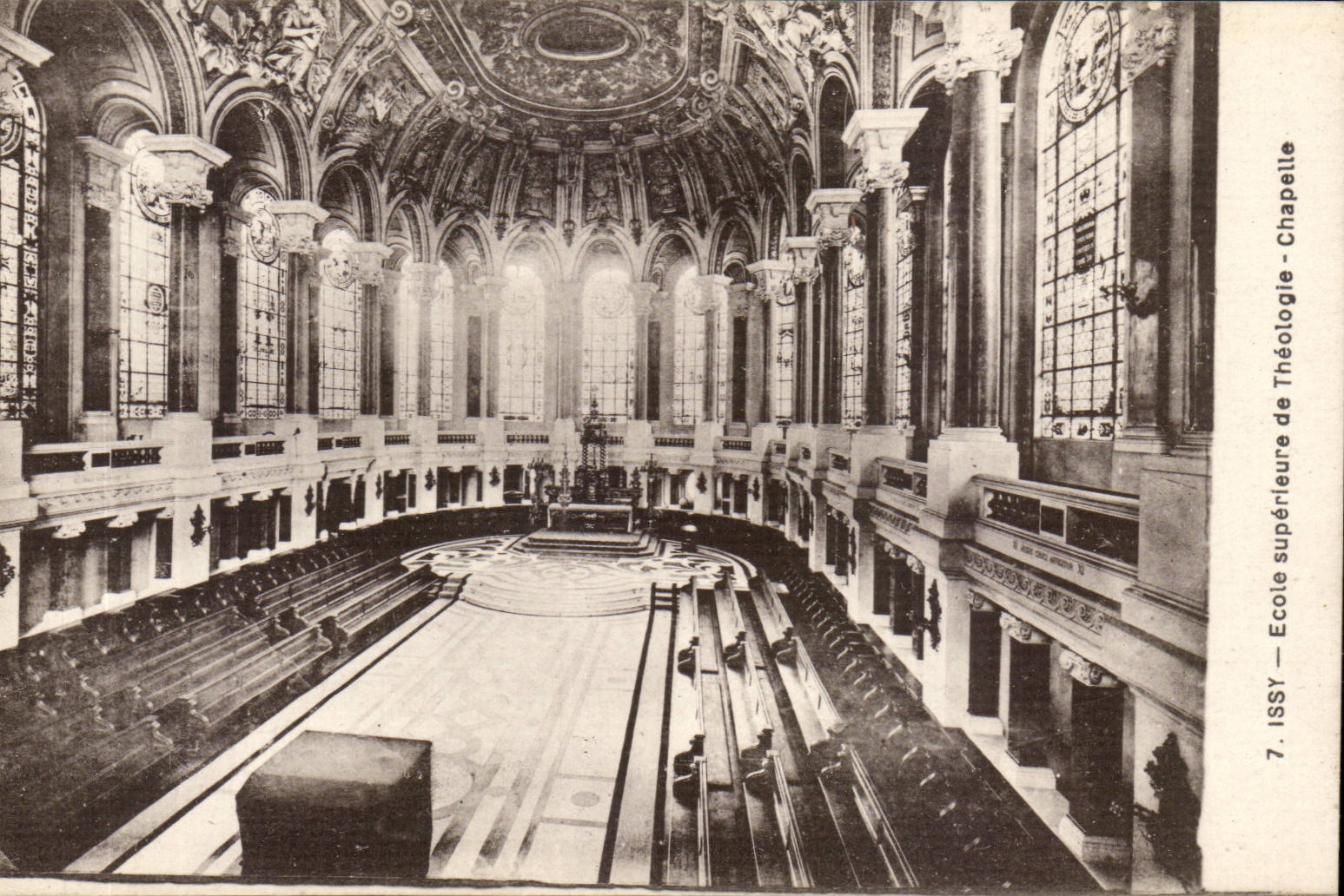 Issy les Moulineaux CPA Ecole superieure de theologie Chapelle