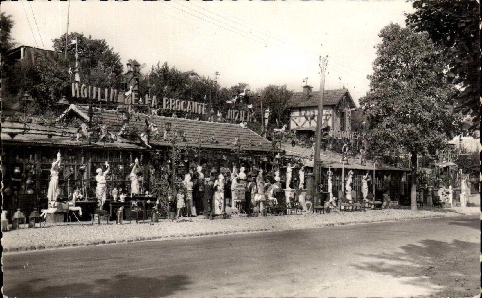 Le Moulin de la Brocante — Juziers — Éditeur R. Besch