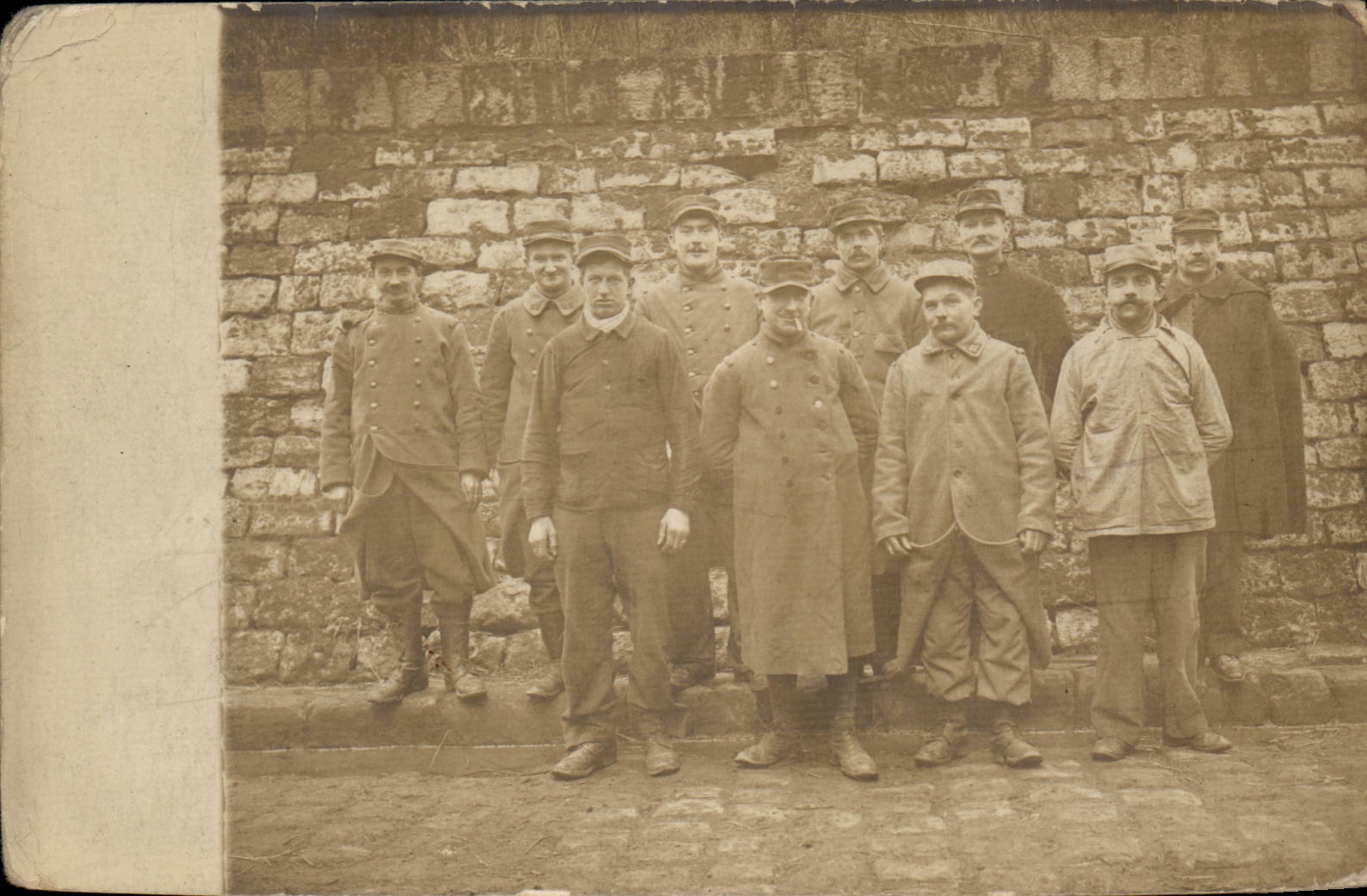 CARTE PHOTO Soldats militaria 