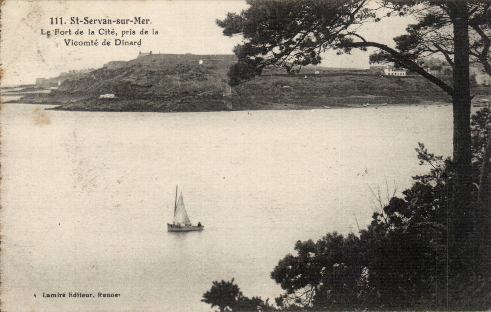 Saint Servan sur Mer CPA le fort de la cite pris de la Vicomte de Dinard