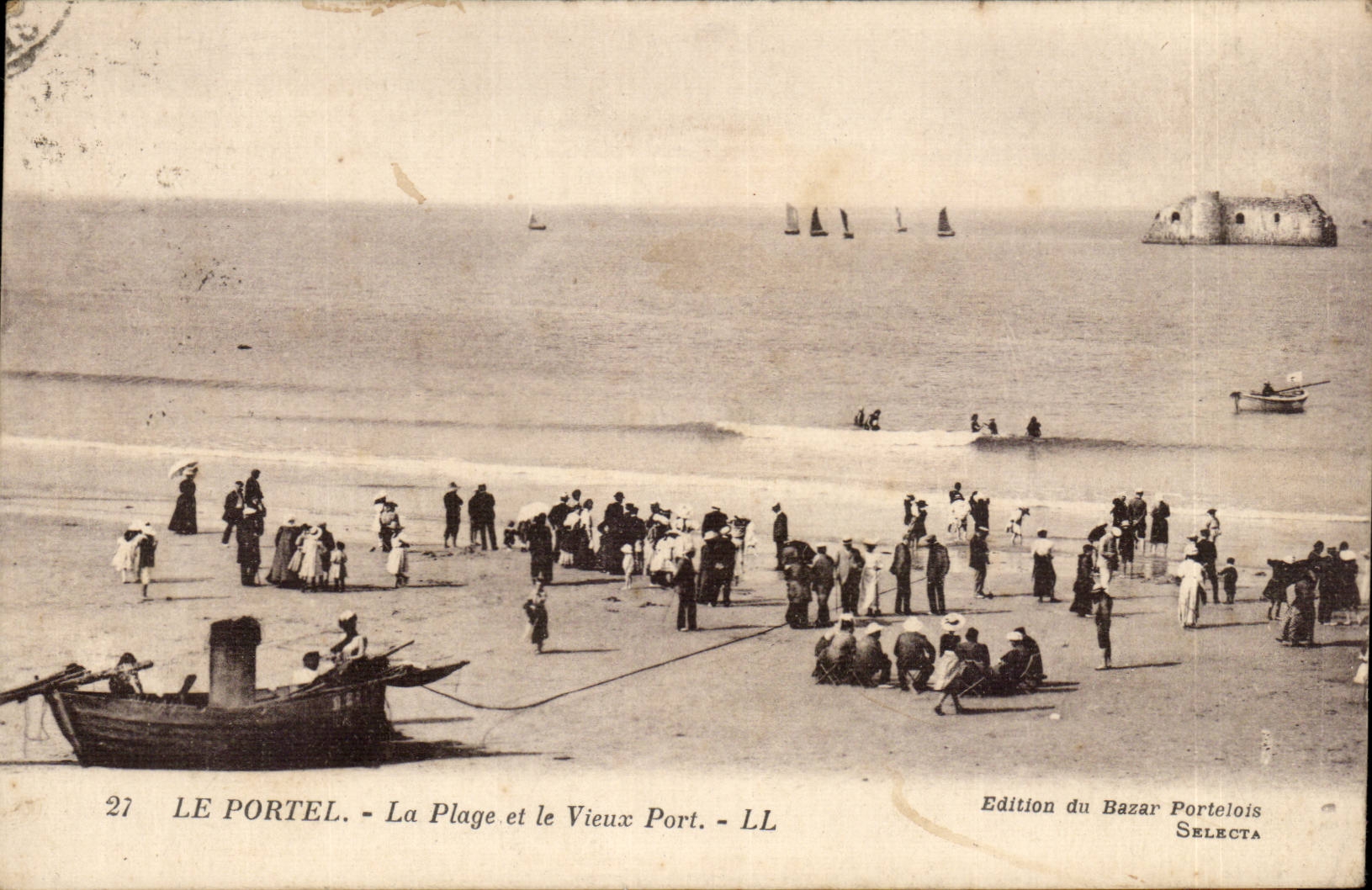 Le Portel - la Plage et le Vieux Port - CPA 