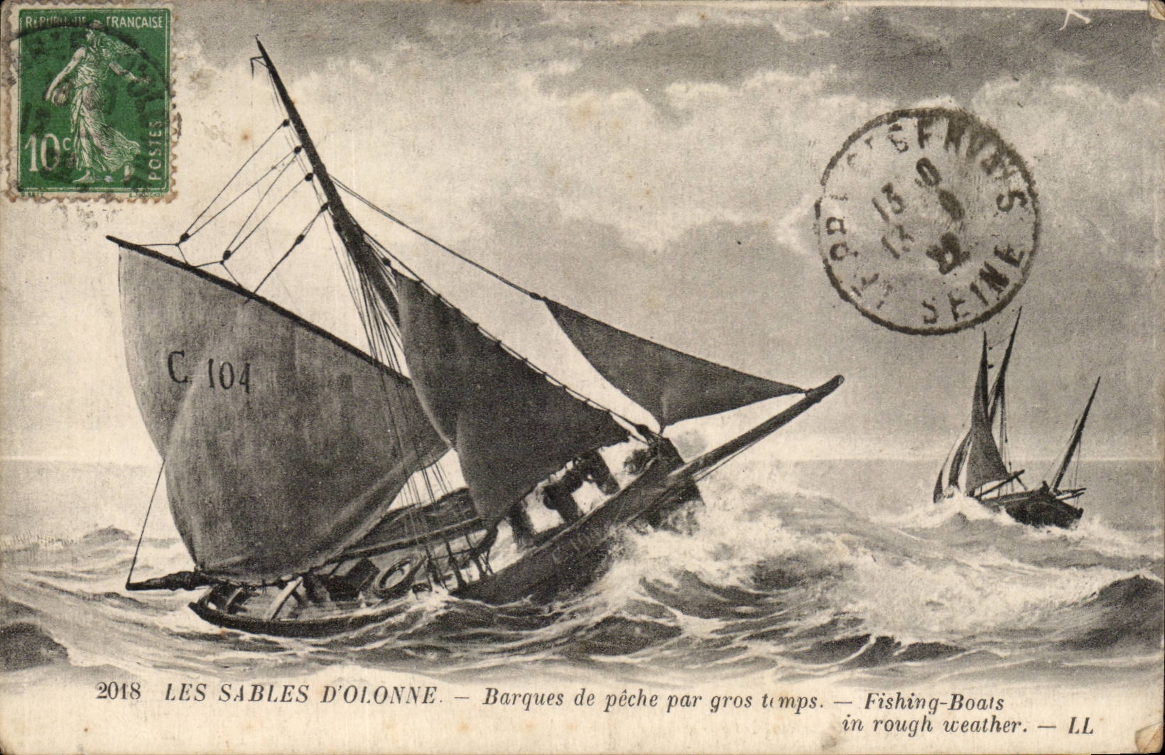 Les Sables d'Olonne — Barques de pêche par gros temps — LL