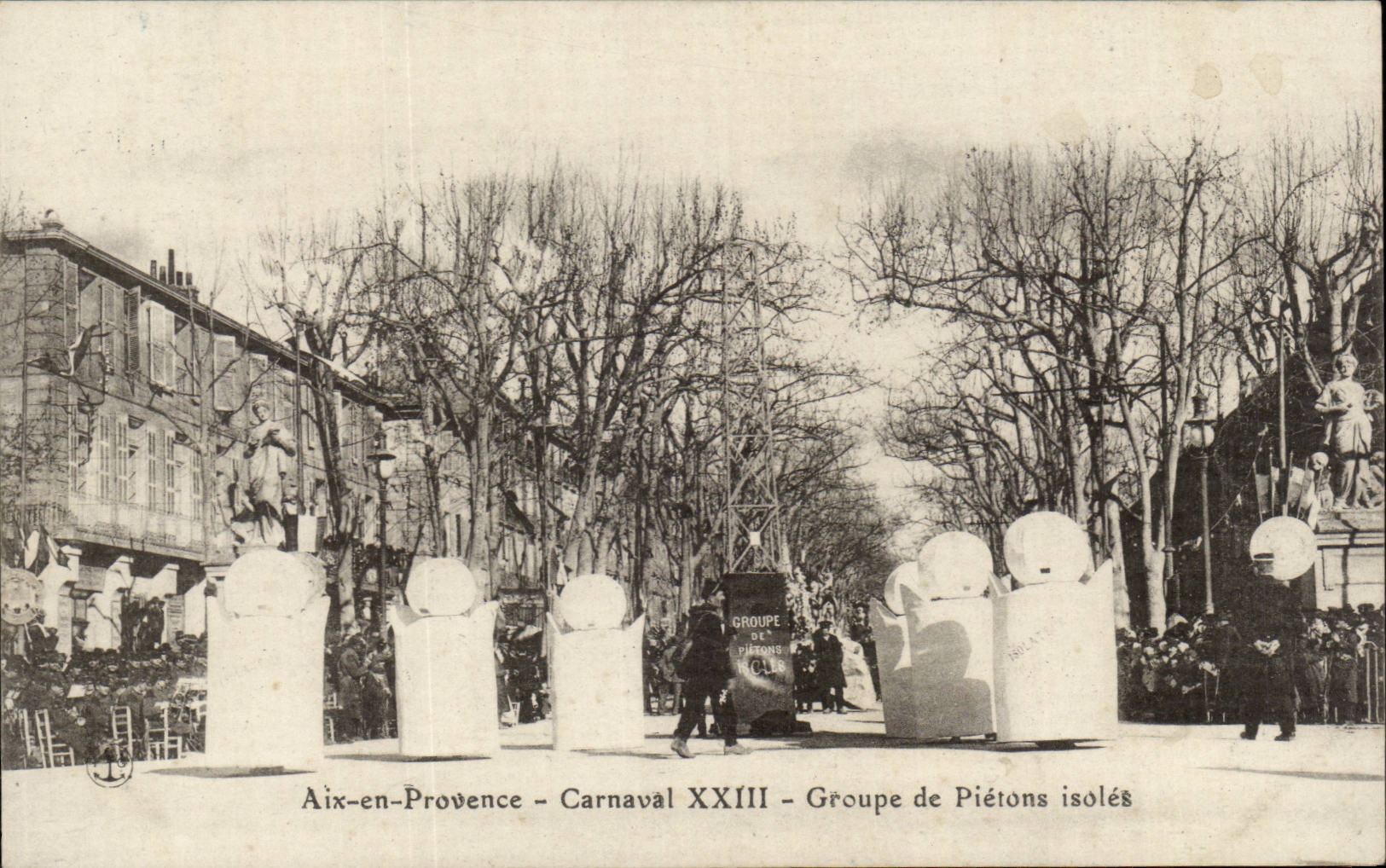 Aix-en-Provence - Carnaval XXIII - Groupe de Piétons isolés