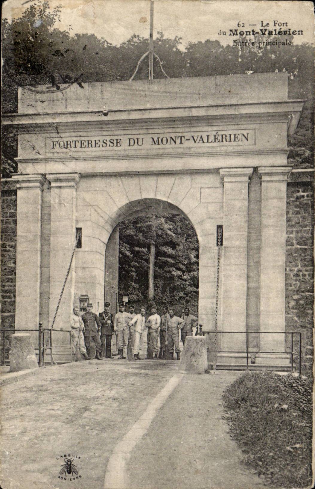 Suresnes CPA Fort du Mont Valerien Entree principale