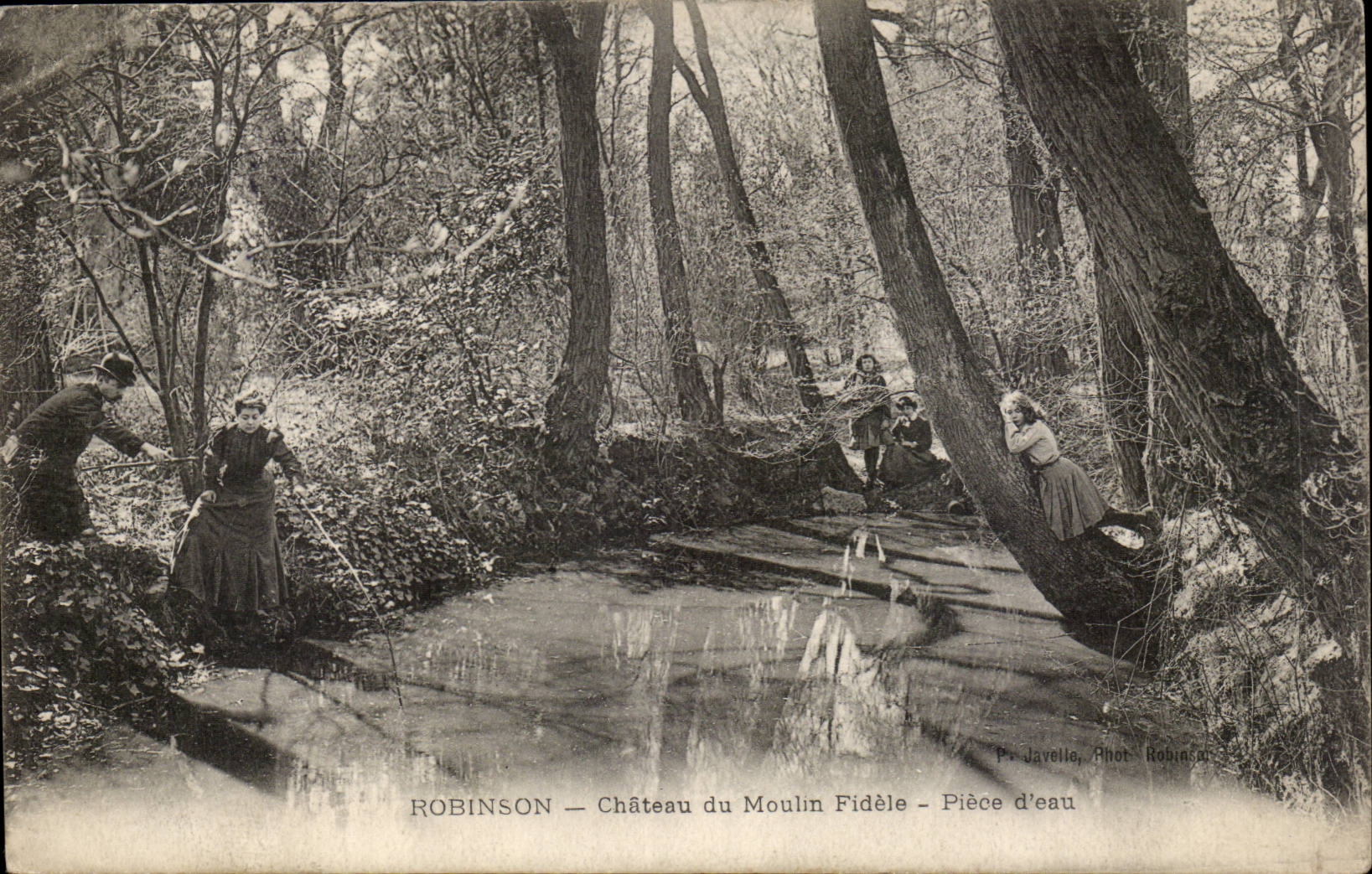 Robinson CPA Chateau du moulion fidele Piece d'eau (pecheurs)