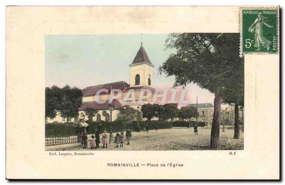 Romainville CPA Place de l'eglise