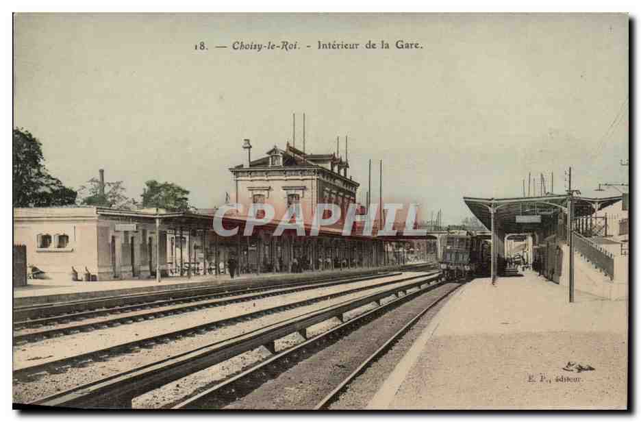 Choisy le Roi CPA Interieur de la gare (train a traction electrique) TOP