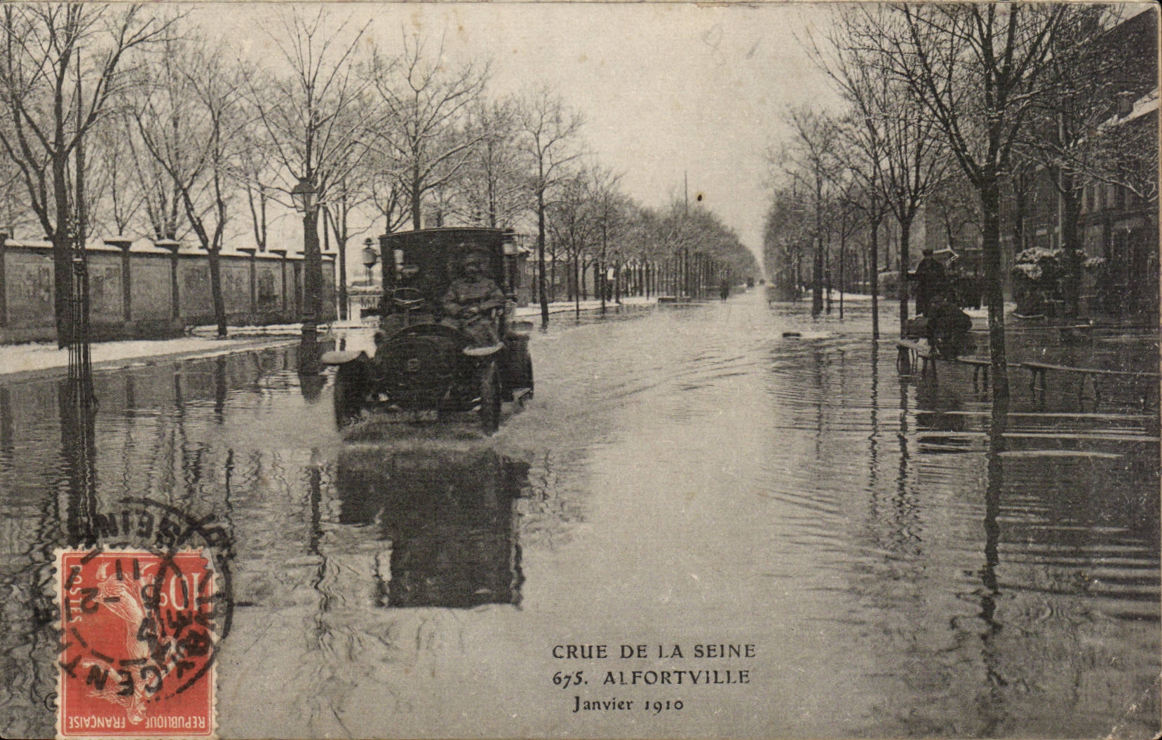 Alfortville Crue de la SEine CPA Janvier 1910 (automobile)