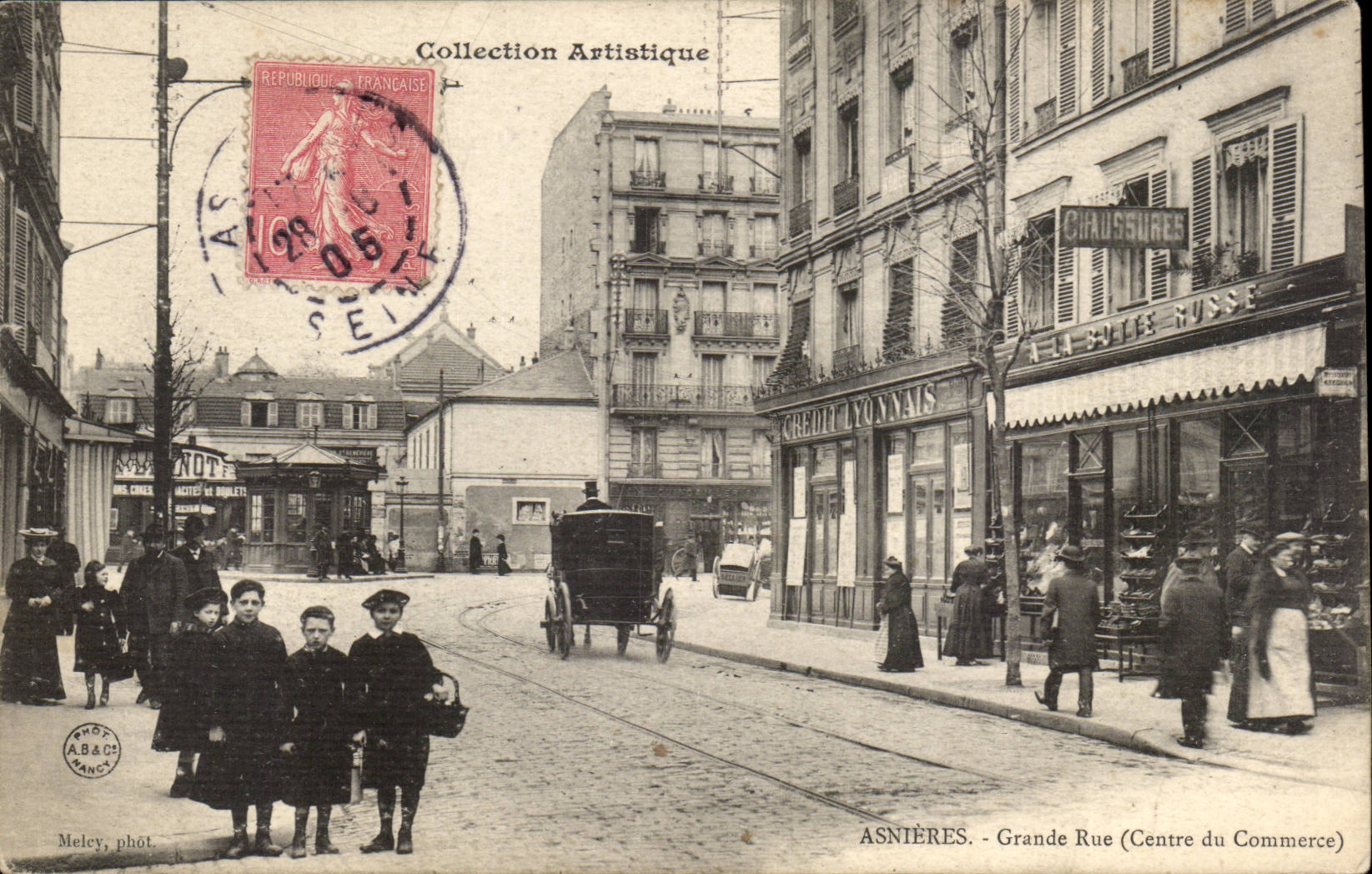 Asnieres CPA Grande rue (centre du commerce) (credit Lyonnais Chaussures)