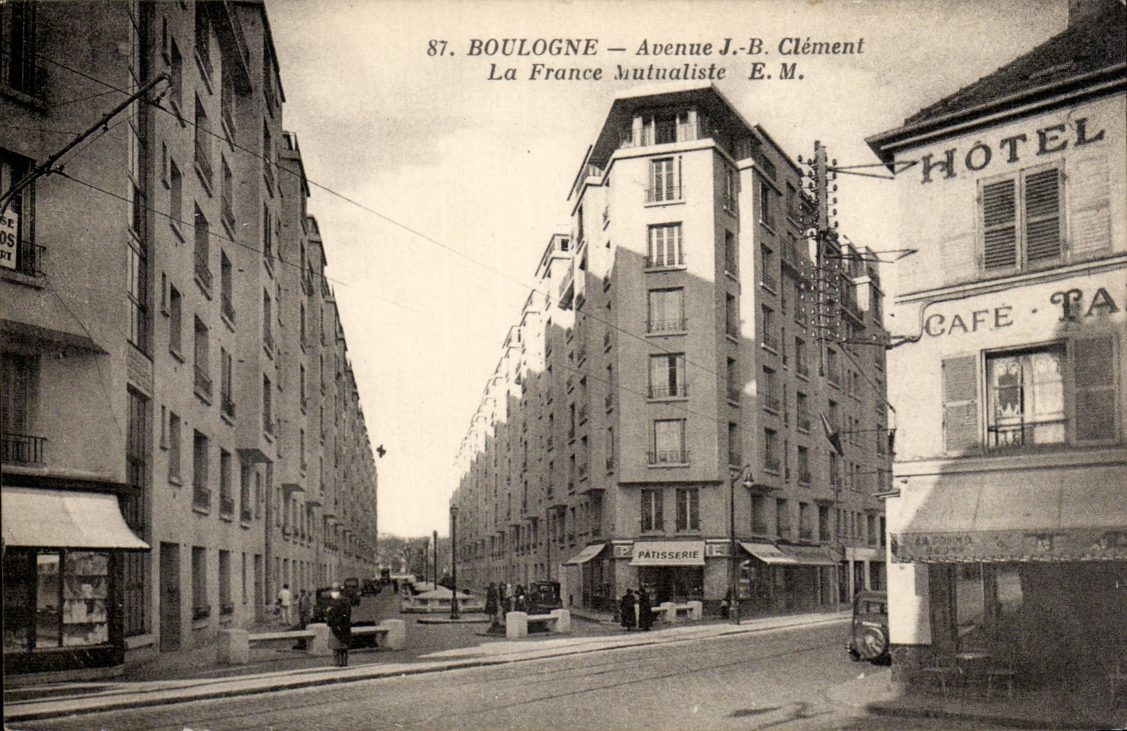Boulogne sur SEine CPA Avenue JB Clement La france mutualiste