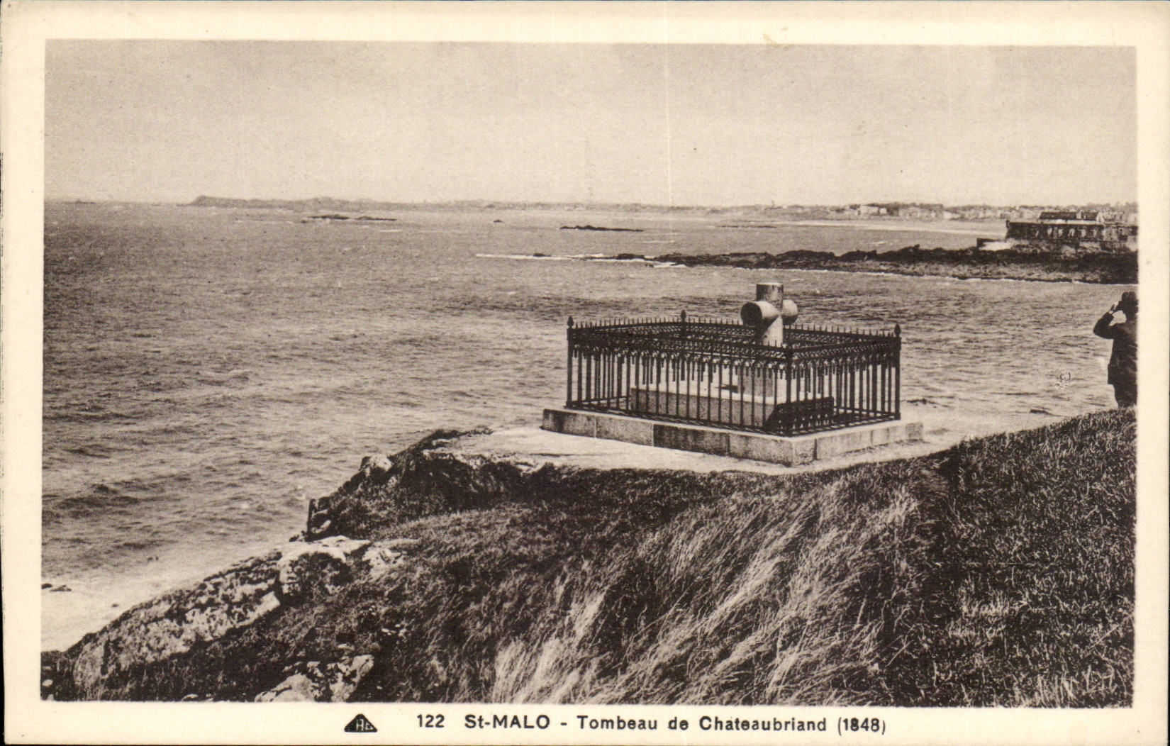 Saint Malo CPA Chateau de Chateaubriand (ecrivain poete)