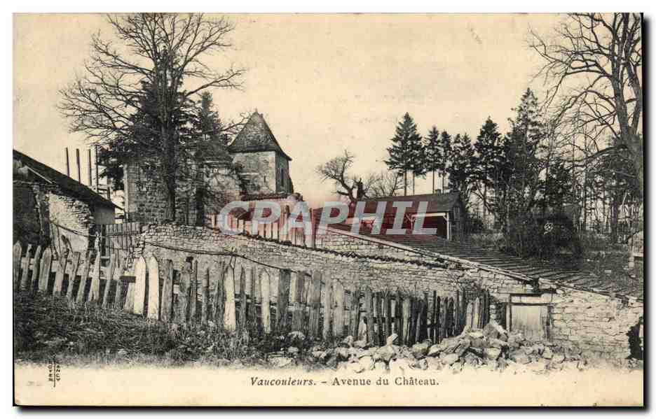 Vaucouleurs - Avenue du Château — éditeur RACINE CPA