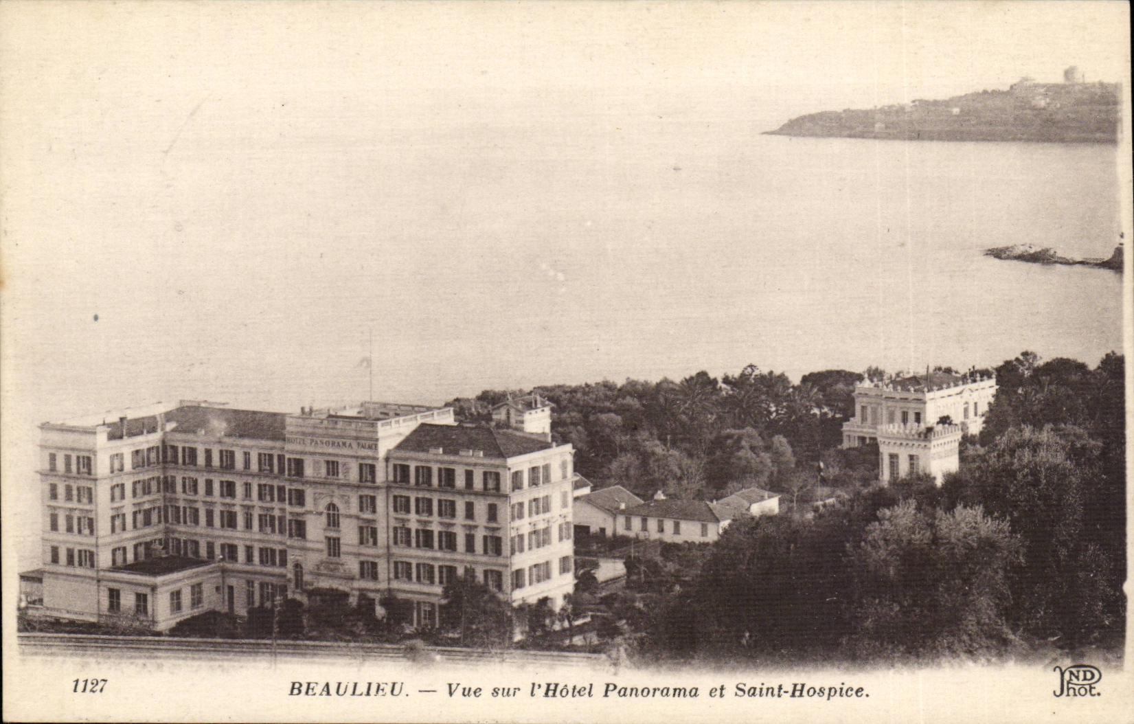 Beaulieu CPA Vue sur l'hotel Panorama et Saint Hospice